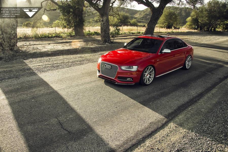  Audi S4 Sedan by Vorsteiner 2015 года  (фото 4 из 7)